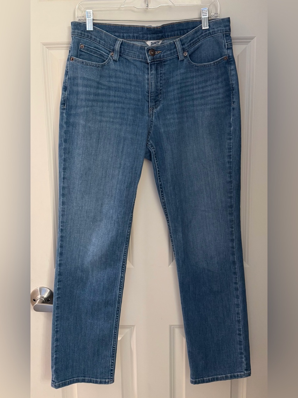 Duluth Women’s Mid Rise Straight Leg Jeans in Medium Blue, Size 10